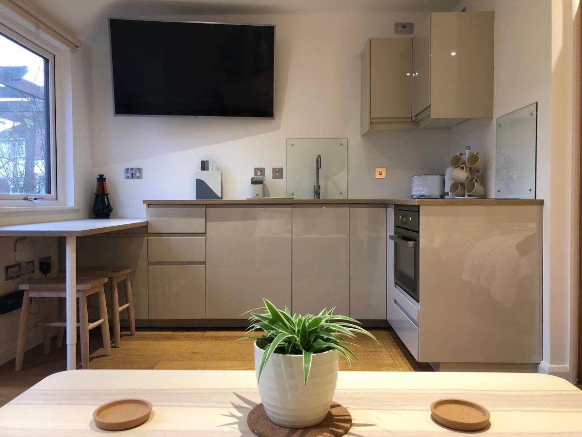Garden Studio Benson Экстерьер фото